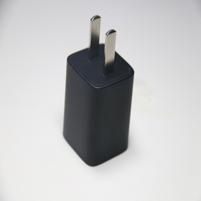 小型中規(guī)適配器電源注塑外殼