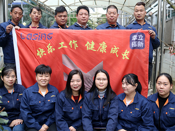 立新塑膠-倉(cāng)儲(chǔ)物流團(tuán)隊(duì)